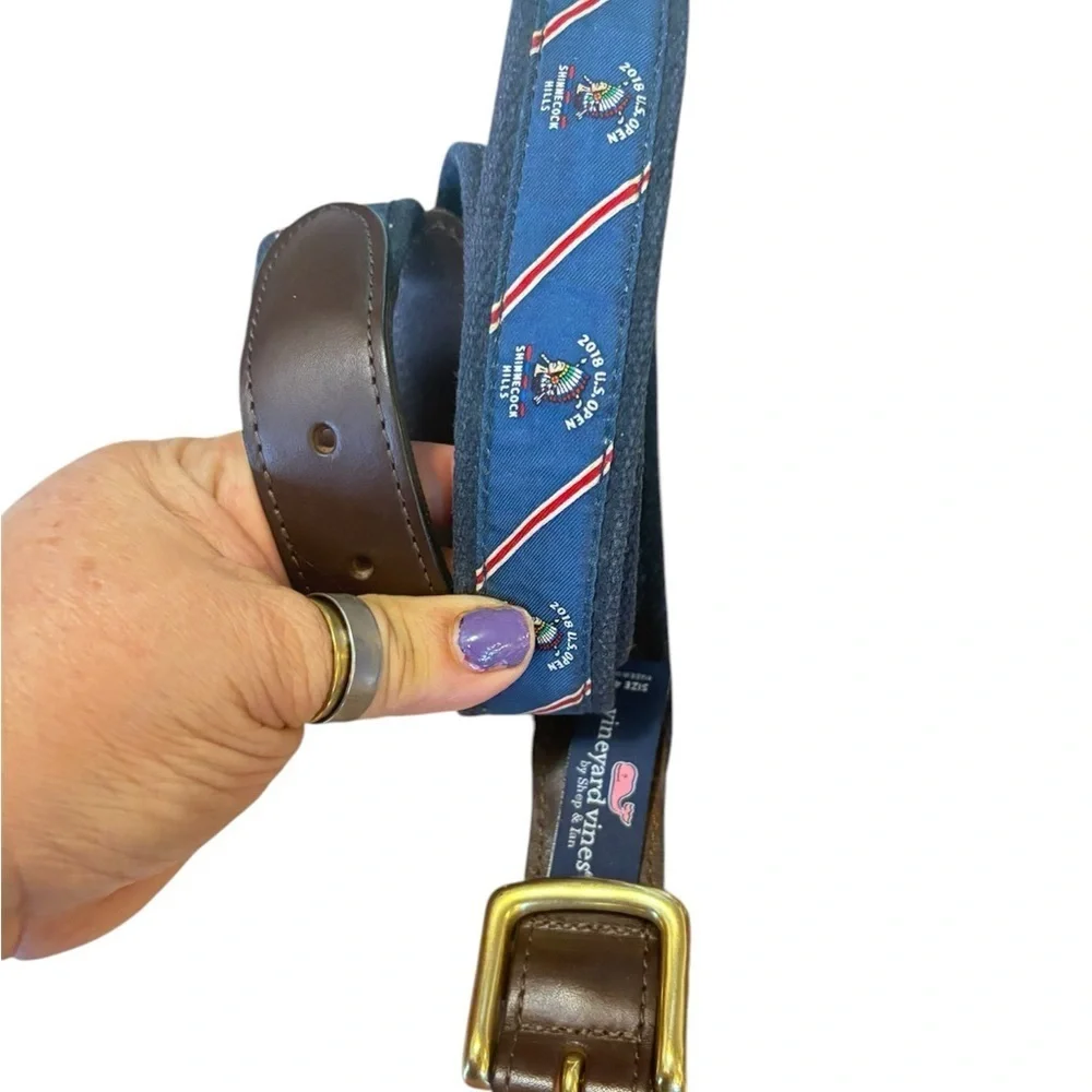Vineyard Vines belt commemorating the 2018 U.S. shinnecock hills